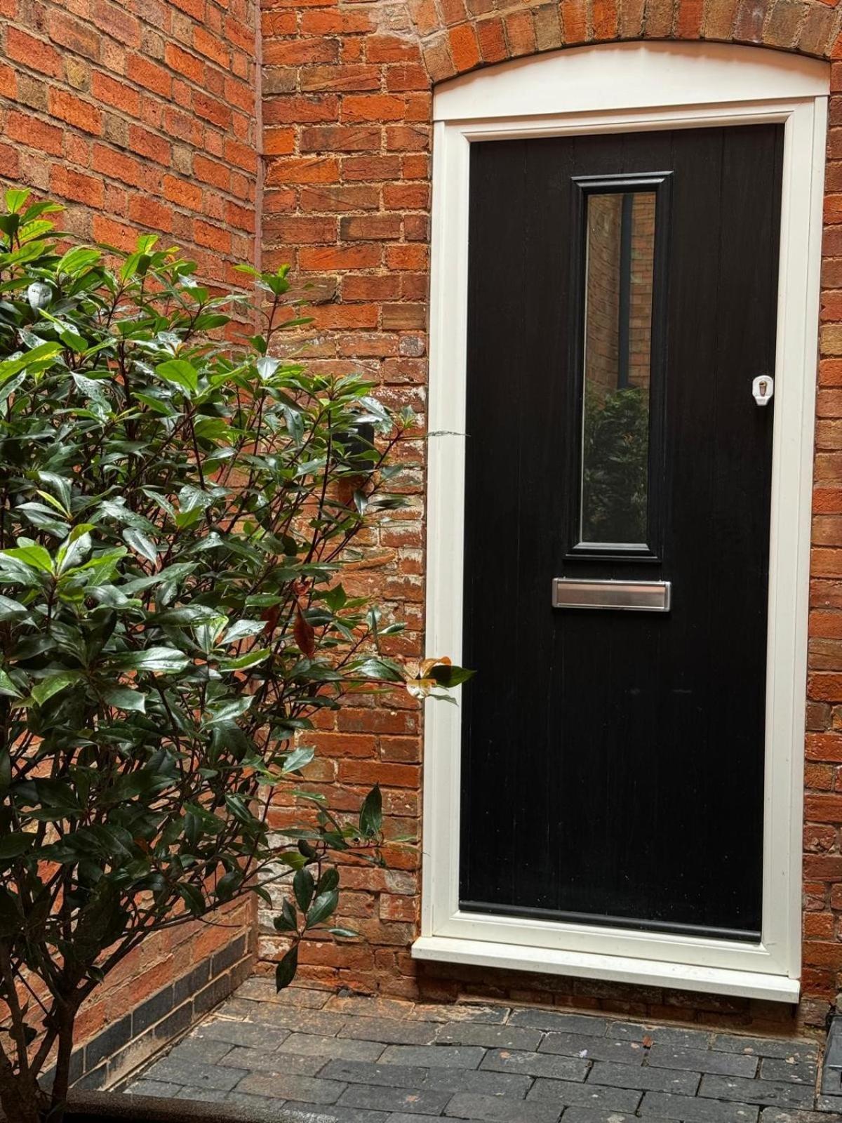 Ferienwohnung Romeo'S Arch High End Luxury In Centre Of Stratford With Parking Exterior foto